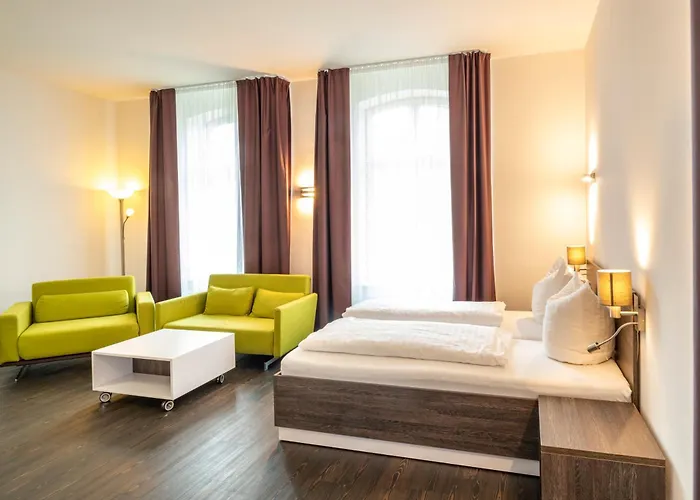 Boardinghaus Weinberg Campus Галль