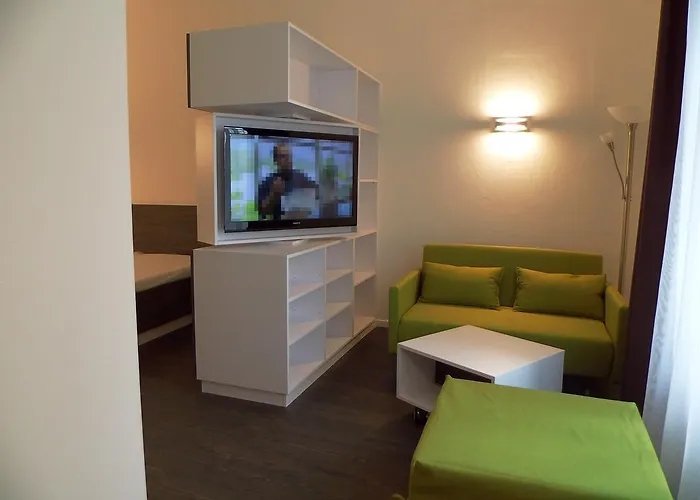 Boardinghaus Weinberg Campus Галль